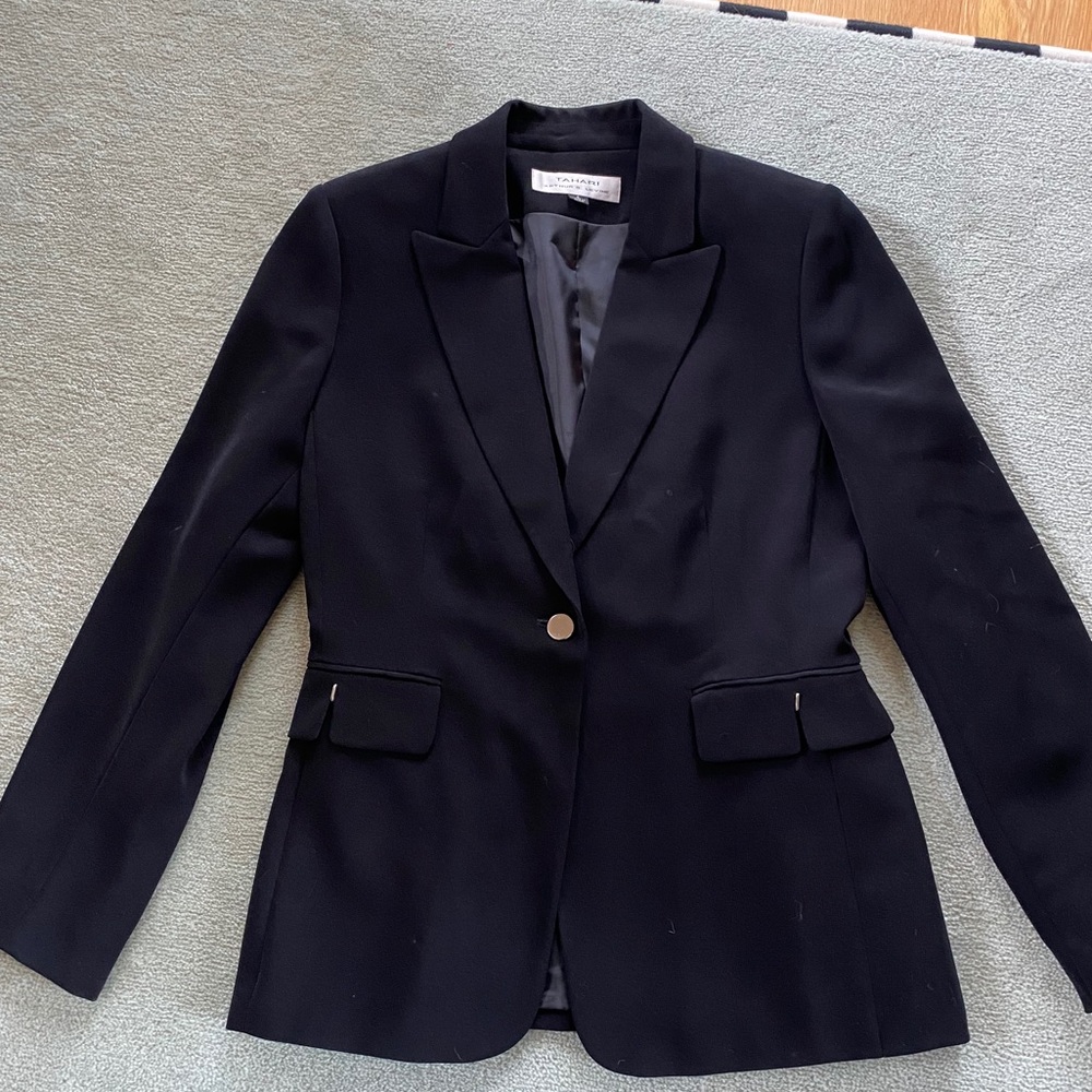 Tahari Black Structured Blazer